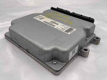 Load image into Gallery viewer, ECU ECM COMPUTER Land Rover LR3 2005 05 2006 06 2007 07 2008 08 2009 09 4.4L - NW62002

