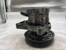 Load image into Gallery viewer, POWER STEERING PUMP Land Rover LR2 2008 08 2009 09 2010 10 2011 11 - NW163975
