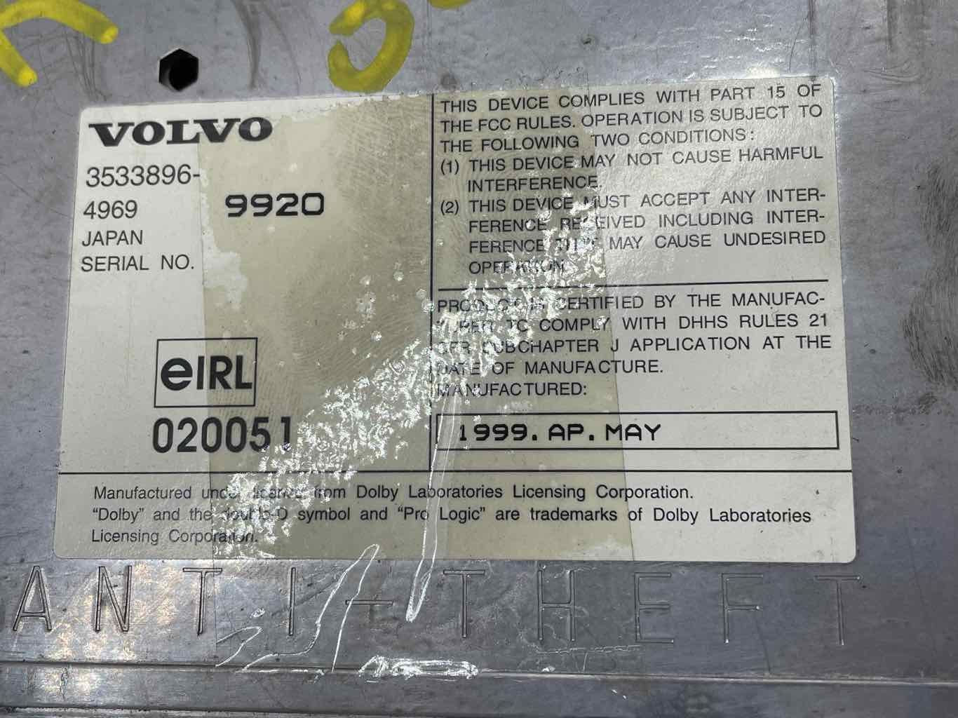 RADIO Volvo C70 1998 98 1999 99 2000 00 01 02 03 04 - NW140486