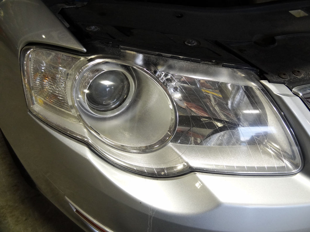 HEADLIGHT LAMP ASSEMBLY Volkswagen Passat 06 07 08 09 10 Right - NW103727
