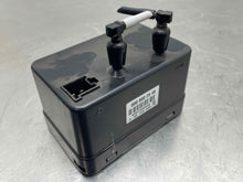 Load image into Gallery viewer, Vacuum Pump  MERCEDES CLK 2009 - NW189256
