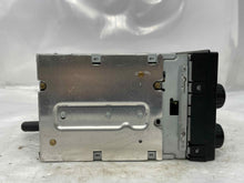Load image into Gallery viewer, RADIO Kia Sorento 2003 03 2004 04 2005 05 2006 06 - NW138053
