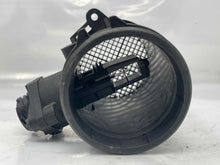 Load image into Gallery viewer, Mass Air Flow Sensor Meter MAF C220 C250D C280 C36 E300d E320 94-96 - NW5322
