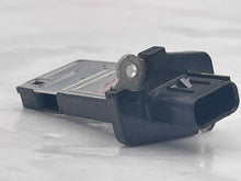 Load image into Gallery viewer, Mass Air Flow Sensor Meter MAF Crown Victoria E150 Van E250 04-14 - NW4663
