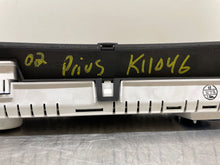 Load image into Gallery viewer, SPEEDOMETER CLUSTER Toyota Prius 2001 01 2002 02 03 - NW162039
