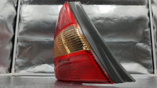 Load image into Gallery viewer, TAIL LIGHT LAMP ASSEMBLY Prius 2001 01 2002 02 2003 03 Left - NW557616
