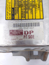 Load image into Gallery viewer, Computer Toyota Prius 2002 - NW38381
