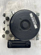 Load image into Gallery viewer, ABS Pump Hyundai Genesis 2010 - NW1437
