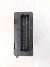 Load image into Gallery viewer, SUSPENSION CONTROL MODULE COMPUTER R320 R350 R500 R63 08-12 - NW36427
