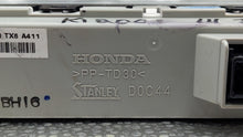 Load image into Gallery viewer, RADIO DISPLAY Acura ILX 2013 13 2014 14 2015 15 - NW135749
