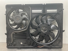 Load image into Gallery viewer, RADIATOR FAN ASSEMBLY Touareg 2004 04 2005 05 2006 06 07 08 09 10 - NW64687
