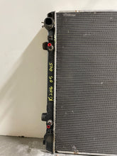 Load image into Gallery viewer, Radiator  INFINITI Q45 2005 - NW132118
