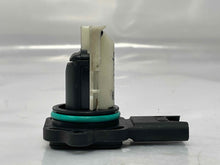Load image into Gallery viewer, Mass Air Flow Sensor Meter MAF C70 S60 S70 S80 V70 XC70 99-02 - NW5774
