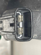 Load image into Gallery viewer, RADIATOR FAN ASSEMBLY Honda Accord 13 14 15 16 17 Right - NW64001
