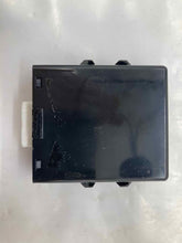 Load image into Gallery viewer, STEERING CONTROL MODULE LEXUS LS400 1990 91 92 - NW33631
