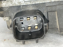 Load image into Gallery viewer, THROTTLE BODY Infiniti G35 Maxima M35 2006 06 2007 07 - NW177986
