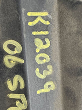 Load image into Gallery viewer, RADIATOR FAN ASSEMBLY Sportage Tucson 2005 05 2006 06 2.7L - NW64180
