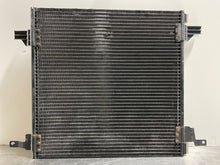 Load image into Gallery viewer, AC CONDENSER ML320 ML500 ML430 2000 00 01 02 03 04 05 - NW44029
