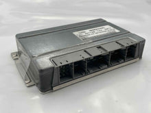 Load image into Gallery viewer, Transfer case Computer Range Rover 2003 03 2004 04 - NW37048

