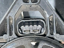 Load image into Gallery viewer, RADIATOR FAN ASSEMBLY Deville Eldorado Nova 98 99 00 Left - NW63296
