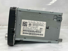 Load image into Gallery viewer, Radio Volkswagen Jetta Rabbit EOS 2006 06 2007 07 2008 08 2009 09 - NW140079
