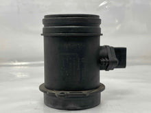Load image into Gallery viewer, Mass Air Flow Sensor Meter MAF Audi S4 S6 S8 2001-2009 - NW4748
