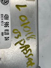 Load image into Gallery viewer, ECU ECM COMPUTER VW Passat 2003 03 4cyl - NW62883
