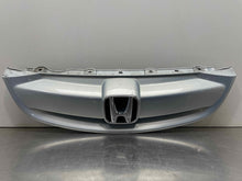 Load image into Gallery viewer, GRILLE Honda Civic 2004 04 2005 05 Sedan Hybrid - NW98384
