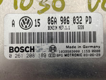 Load image into Gallery viewer, ECU ECM COMPUTER Jetta 2004 04 2.0L Auto - NW62746
