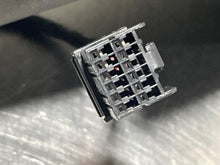 Load image into Gallery viewer, SIDE VIEW MIRROR Grand Cherokee 99 00 01 02 03 04 Left - NW51052

