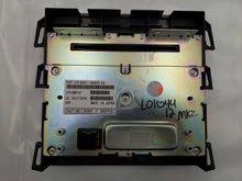 Load image into Gallery viewer, Radio Lincoln MKZ 2012 - NW135256

