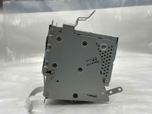 Load image into Gallery viewer, Radio Murano 2006 06 2007 07 AM FM CD 160 Watt - NW137269
