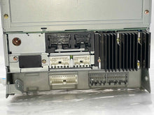 Load image into Gallery viewer, Radio Murano 2006 06 2007 07 AM FM CD 160 Watt - NW137269
