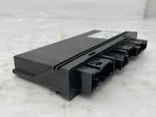 Load image into Gallery viewer, Body Control Computer BMW 530i 525i 550i 2004 04 2005 05 2006 06 2007 07 - NW29883
