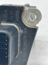 Load image into Gallery viewer, Mass Air Flow Sensor Meter MAF Crown Victoria E150 Van E250 04-14 - NW4658
