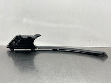 Load image into Gallery viewer, Grille  SAAB 9-5 2008 - NW98668
