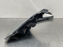 Load image into Gallery viewer, Grille  SAAB 9-5 2008 - NW98668

