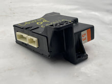 Load image into Gallery viewer, SUSPENSION CONTROL MODULE COMPUTER Corolla Matrix 2009-2014 - NW38187
