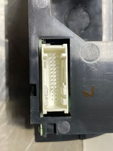 Load image into Gallery viewer, Temp Climate AC Heater Control Jaguar X Type 2002 02 2003 03 - NW100532
