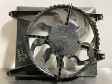 Load image into Gallery viewer, CONDENSER FAN ASSEMBLY Hyundia Santa Fe 2007 07 2008 08 2009 09 - NW63921
