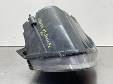 Load image into Gallery viewer, HEADLIGHT LAMP ASSEMBLY Hyundai Santa Fe 2007 07 Right - NW520621
