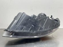 Load image into Gallery viewer, HEADLIGHT LAMP ASSEMBLY Hyundai Santa Fe 2007 07 Right - NW520621
