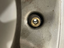 Load image into Gallery viewer, WHEEL Saab 9-5 2002 02 03 04 05 - 09 16X6.5 10 Spoke - NW201085
