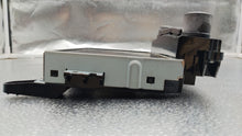 Load image into Gallery viewer, RADIO CONTROLS Buick Regal 2014 14 - NW135471
