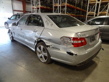 Load image into Gallery viewer, CARRIER ASSEMBLY E250 Van C230 C250 C300 C350 C63 E250D E300 08-16 AWD - NW46935
