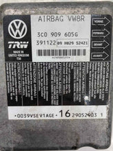 Load image into Gallery viewer, Air Bag computer Volkswagen Passat 2006 06 2007 07 - NW38829
