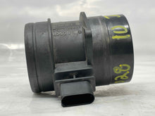 Load image into Gallery viewer, Mass Air Flow Sensor Meter MAF A3 Q5 RS3 Golf Golf GTI Jetta 09-14 - NW5658
