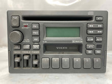 Load image into Gallery viewer, RADIO Volvo V40 S70 V70 S90 98 99 00 - 03 04 AM/FM/CD - NW140426
