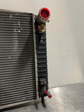 Load image into Gallery viewer, RADIATOR Expedition F150 Pickup LT Navigator 2004-2008 AT - NW131687
