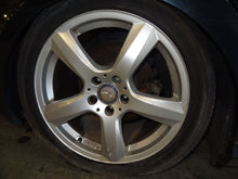 Load image into Gallery viewer, WHEEL RIM CLS500 CLS55 CLS550 CLS63 06-07 18x9-1/2 - NW431352
